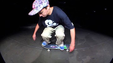 Kenny Hoyle - Trickipedia: Switch Backside 180 Heelflip