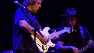 Walter Trout - Waiting For The Dawn - 9/14/22 Sellersville Theatre - Sellersville, PA