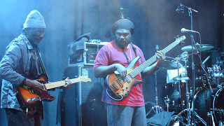 Akae Beka Midnite - Mountains