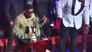 Sarkodie receives Awards @ VGMA 2016
