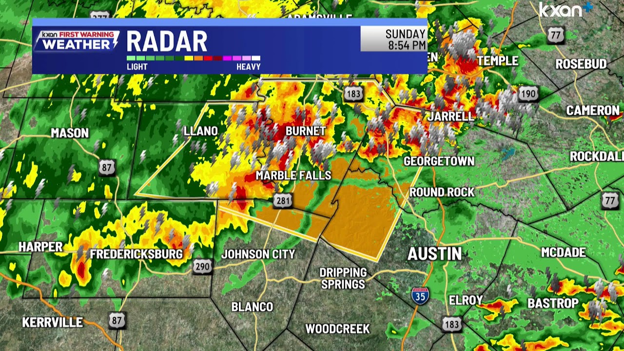 Severe storms arriving in Central Texas - YouTube
