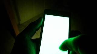 PhoneTorch LED Flashlight for Android (Galaxy S2) screenshot 2