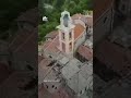 Un Rayo Derrumba el Campanario de una Iglesia
