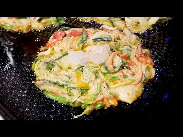 Seafood Mung Bean Pancakes (Nokdu Jeon) - Korean street food