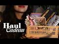 ASMR | Un haul de cadeaux qu'une amie m'a offert (papeterie, livre, lego...) 🎁