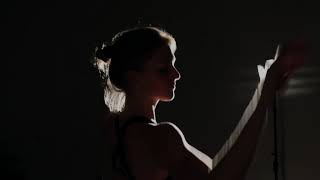 Download Lagu Anna Dancing MP3