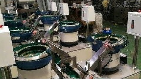 Automatic hardware counting packing machine