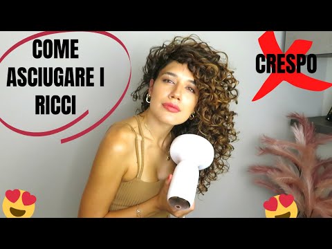 Video: Come acconciare i capelli asciugati all'aria (con immagini)