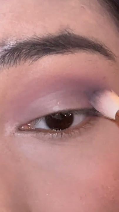 Easy Eyeshadow tutorial with Huda beauty Rose Quartz eyeshadow palette #fyp #foryou  #hudabeauty