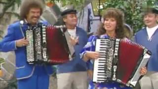 Video thumbnail of "Kirmesmusikanten - Köhlerliesel 1991"