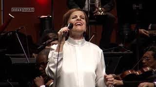 Leila Pinheiro e Orquestra Sinfônica de MG - Falando de Amor (Tom Jobim)
