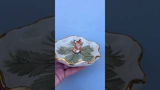 How I press a leaf in clay to create a ceramic dish & cute fox sculpture #satisfying #pottery