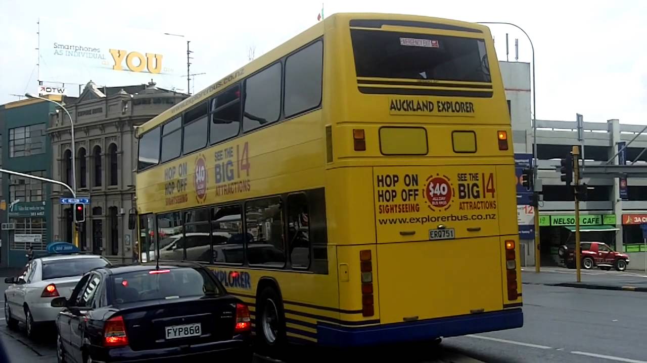 Auckland Hop on Hop off Sight Seeing Bus