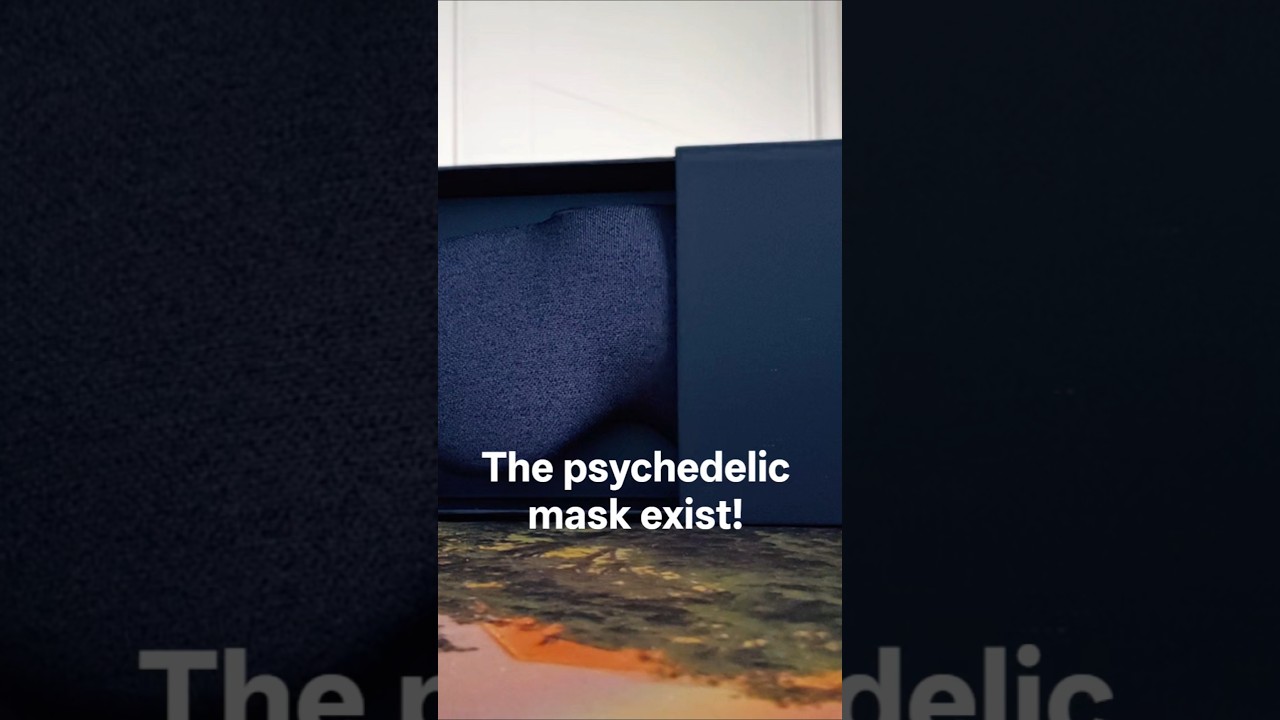 This psychedelic mask blew my mind - Lumenate