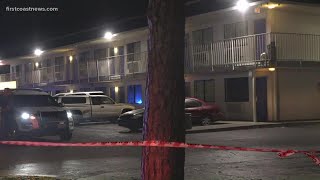 JSO responding to shooting at the Gold Rush Inn