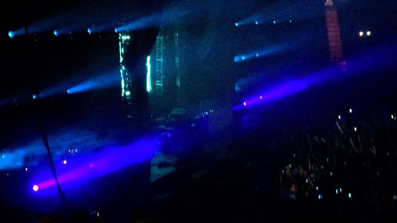 hardwell- live at the forum-i am hardwell world tour (intro)
