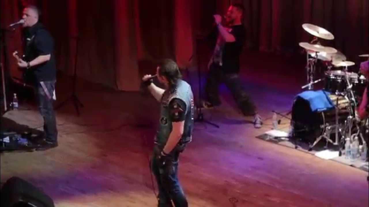 группа кукловод киров. моя жизнь в роли собаки инукай-са. фото с концерта в пушкарской слободе new gorky. известные кукловоды россии. группа кукловод киров.