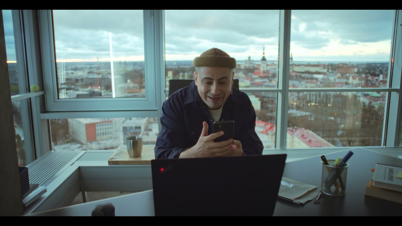 Молодежный банк LHV представляет: как не быть бедным? Научит GAMEBOY TETRIS.