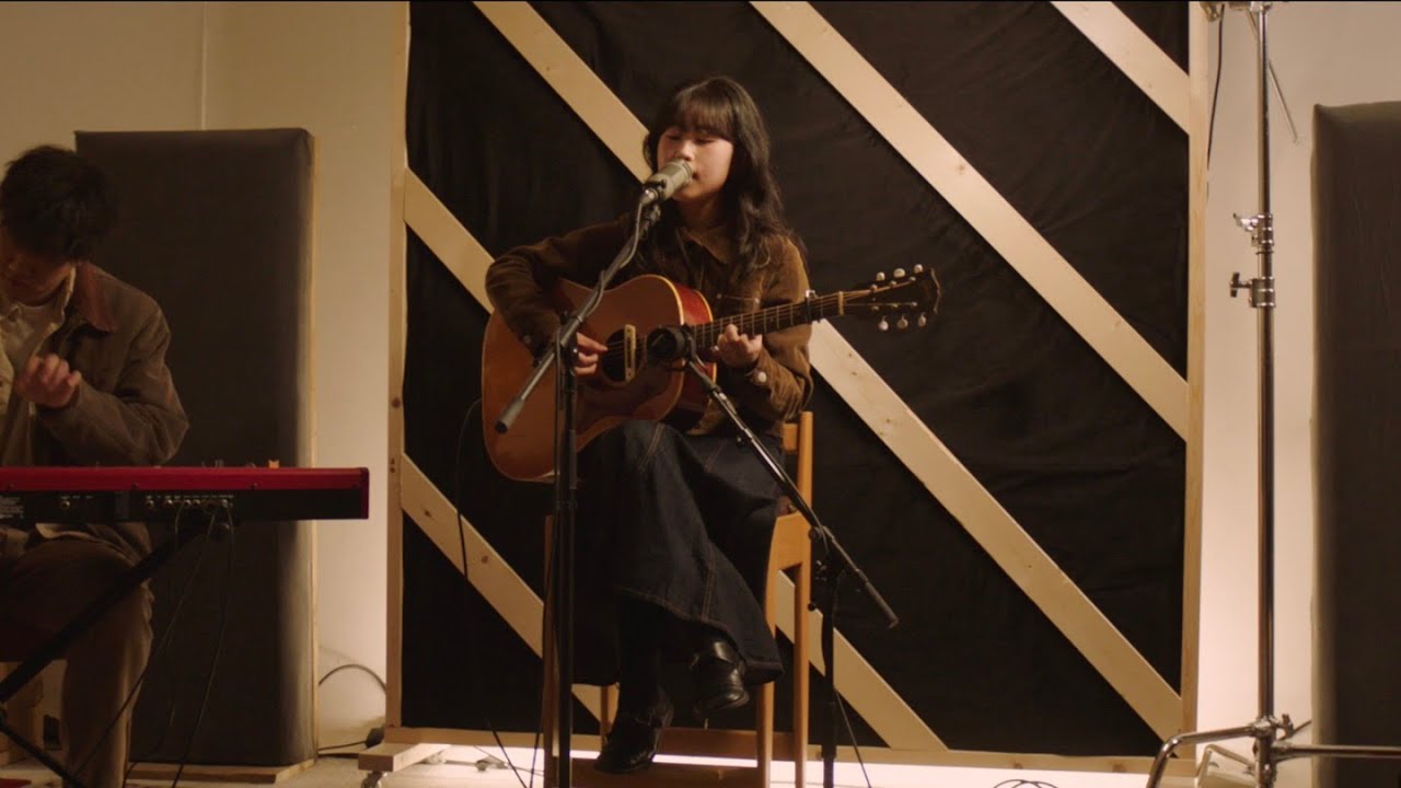Watch 고목나무 (Old Tree) _ 김효린 KimHyorin | Official Live Video on YouTube Watch 고목나무 (Old Tree) _ 김효린 KimHyorin | Official Live Video on YouTube