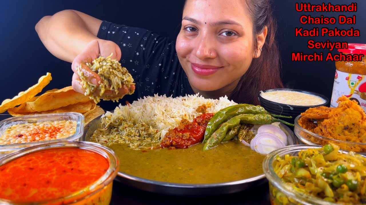 Eating Spicy🔥 Uttrakhand Special Chaiso Dal, Kadi Pakoda, Jeera Rice, Peas Cabbage Bhaji, Seviyan