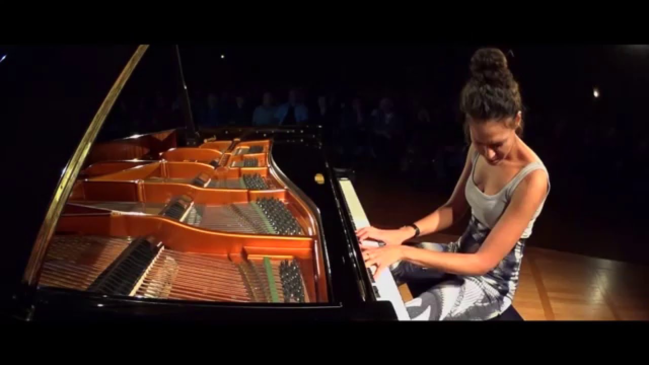 Guarda Marialy Pacheco & Rhani Krija su YouTube Guarda Marialy Pacheco & Rhani Krija su YouTube