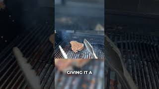 Pro Tip: Get Perfect Grill Marks Every Time! 💯