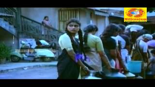 Evergreen Film Song | Ormakal Oodi | Mukundetta Sumitra Vilikkunnu | Malayalam Film Song chords