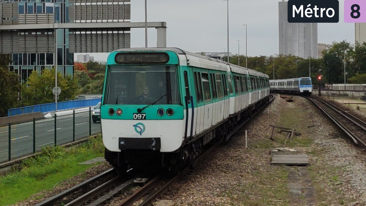 [Métro 8 Paris] Les MF77 en plein air à Créteil !