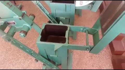 Makiga Manual Wide Straight Interlocking Soil Block Press which makes 230x220x115mm soil blocks