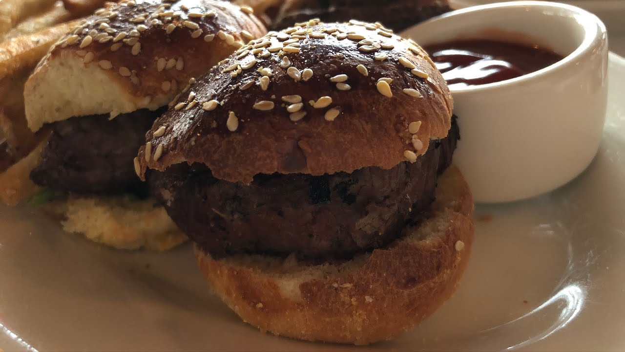 Chicago Best Restaurants //Gold Coast // Smith & Wollensky // Gibsons