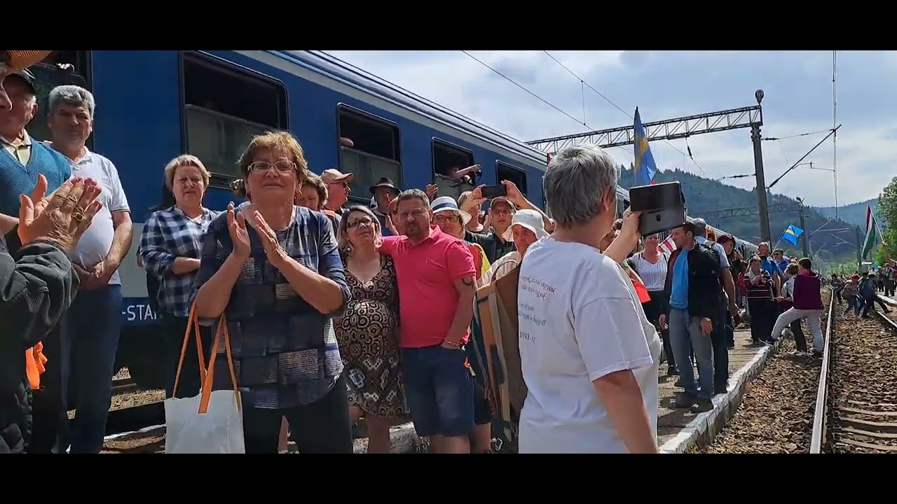 Gyimesbükk Ezeréves határra érkezik a Tamási Áron arcképével díszített zarándokvonat - beszédek