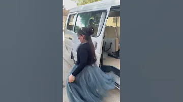طالباتي الحلوات صاروا اميرات علي المعلم 