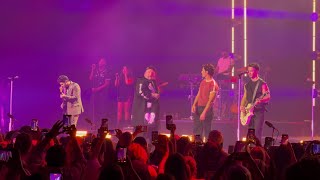 Jonas Brothers with Teddy Swims - Lose Control