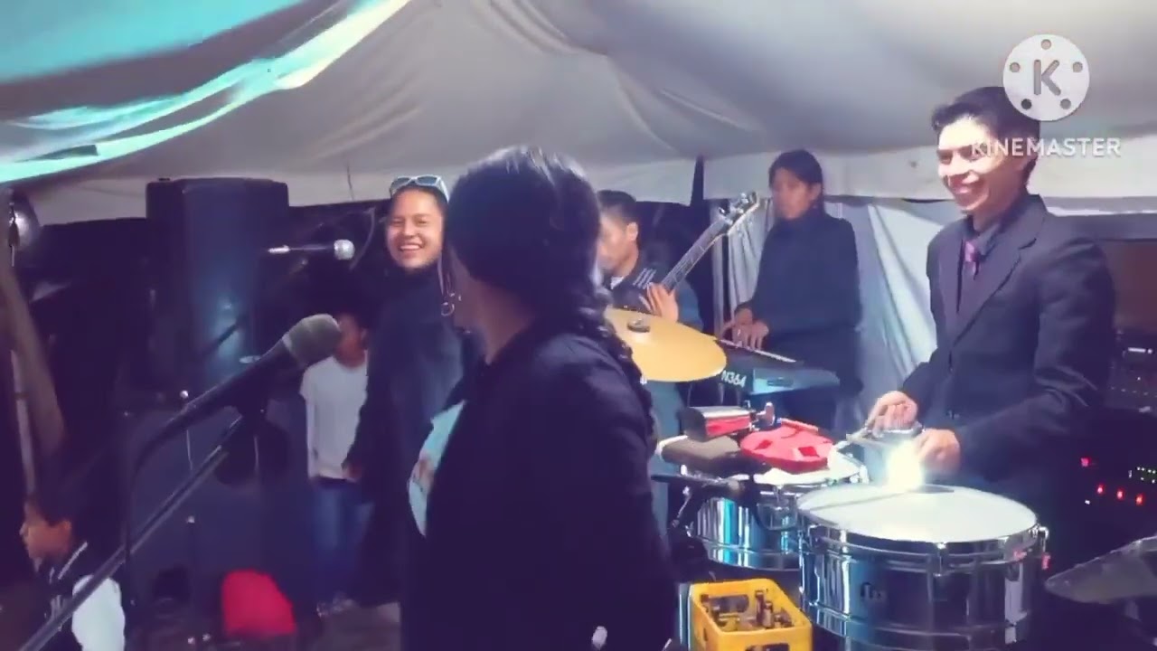 Cuatro Band Y SU Orquesta  