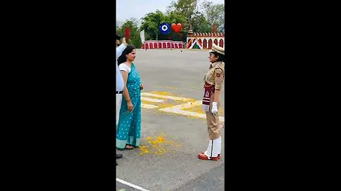 "Salute to Parents: A Proud Police Daughter's Heart-Touching Gesture 🇮🇳👮‍♀️" #prouddaughter