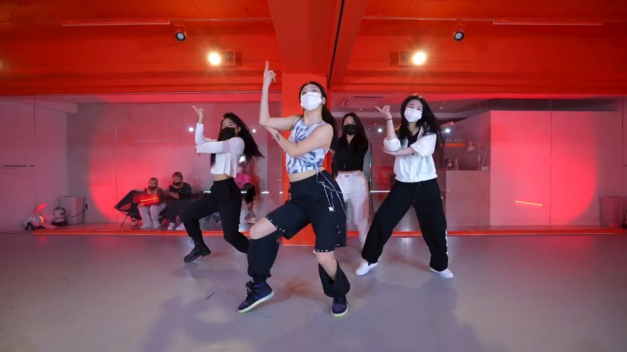 Watch ELEVEN' 'Fightman - Dance Cover || and VIVA DANCE STUDIO on YouTube Watch ELEVEN' 'Fightman - Dance Cover || and VIVA DANCE STUDIO on YouTube