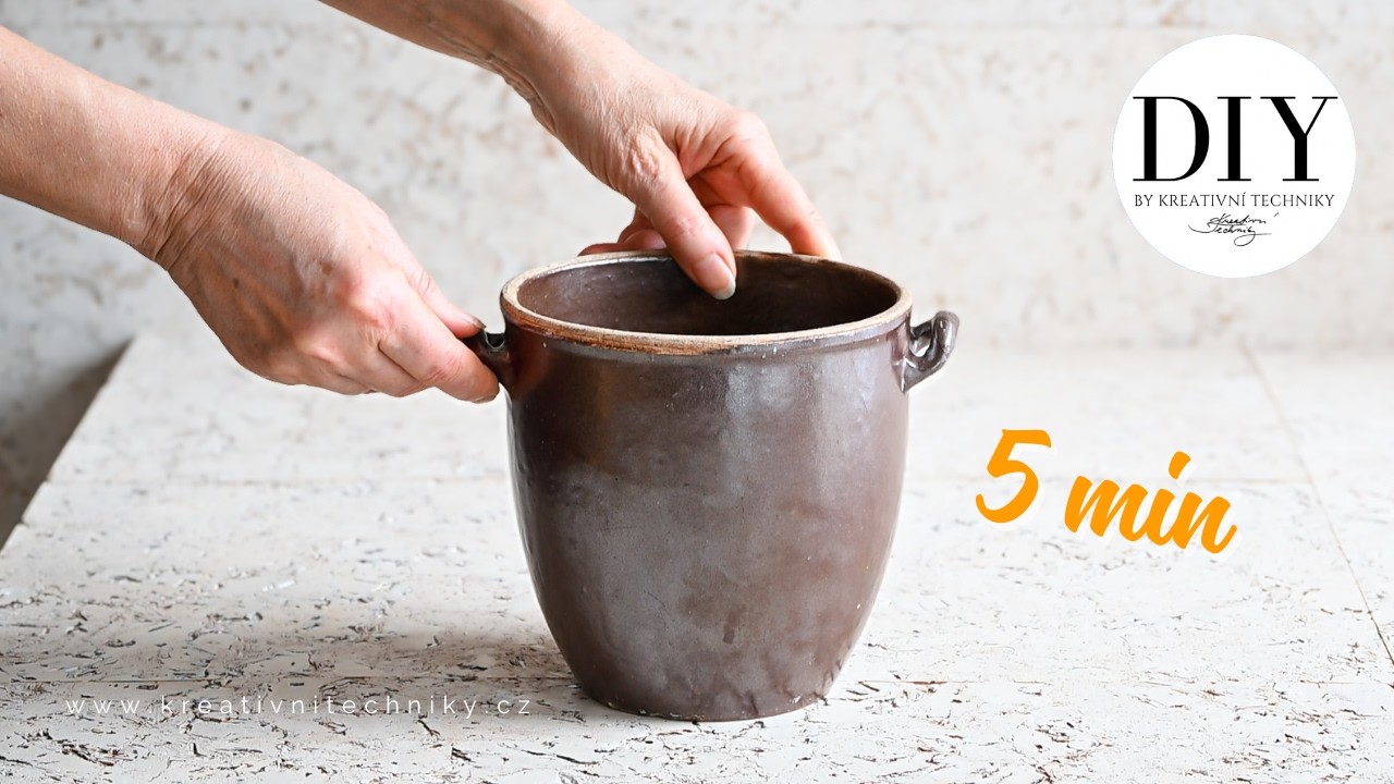 Velikonoční dekorace ke vchodovým dveřím: Jednoduchá a přírodní výzdoba za pár minut