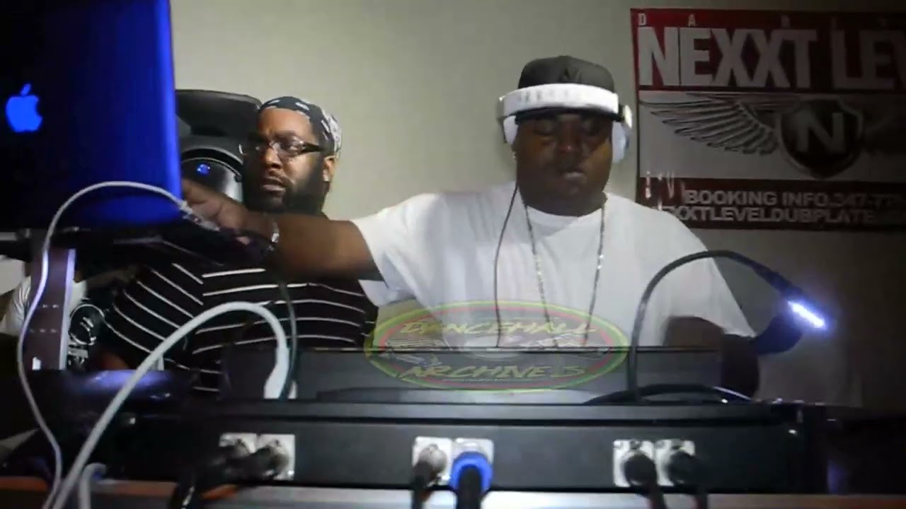 LETS RE VISIT ALBANY MANOR IN BROOKLYN NY 7/7/ 2012 POISON DART (FLA) VS ADDIES (NY) SOUNDCLASH!