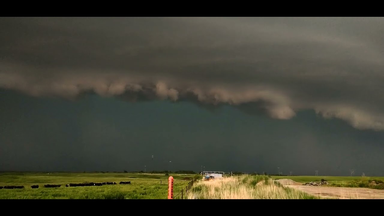 Tornado Warned Supercell Riley County Manhattan Kansas 6-11-2022 7:26pm ...