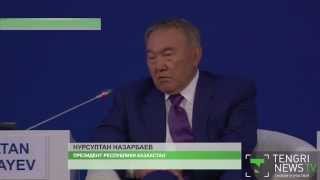 Нурсултан Назарбаев предложил искать замену доллару.