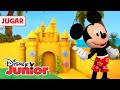 MICKEY & YO: El castillo de arena de Mickey ⛱️ | JUGAR CON MICKEY | @DisneyJuniorES