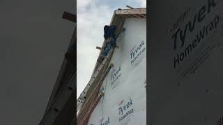 Installing fascia board #workerlife