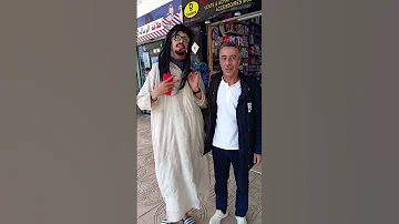 بكامل الاحترام والتقدير لهذا الرجل اكسبلور الظروف 