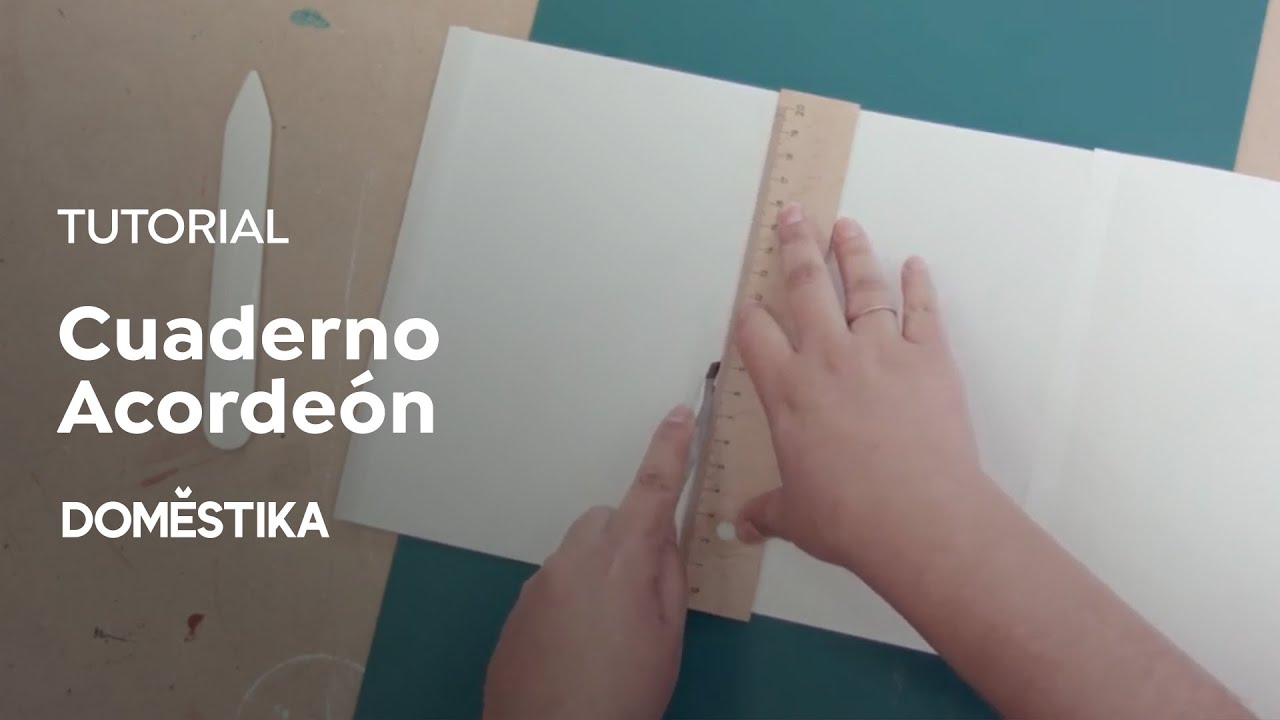 TUTORIAL Craft : Cómo hacer un Cuaderno Acordeón | Domestika - YouTube