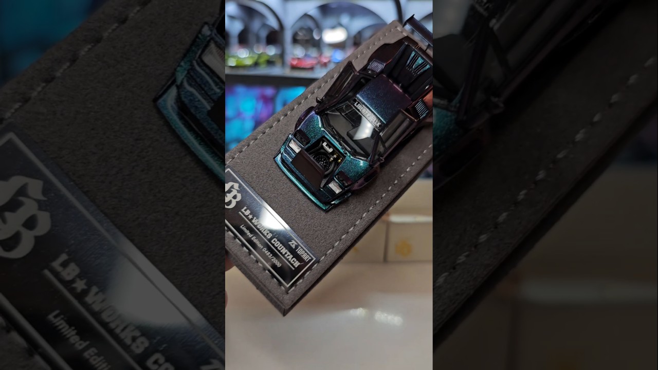 TopArt 1:64 LBWK Lamborghini Countach - Chameleon #164scale