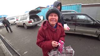 БАБУШКИ в шоке от такого предложения. Grandmas are shocked by me