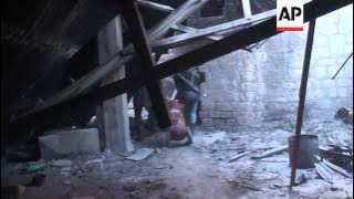 FSA fighters use explosive charges to target Syrian soldiers