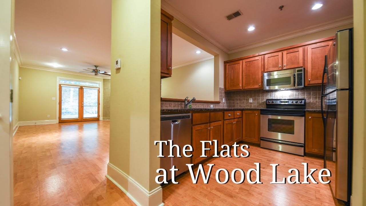Condos For Sale in Athens GA Woodlake Unit 112SOLD Living in