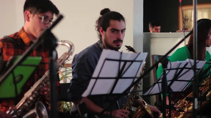 La Chile Big Band - We're through / Carl Hammond