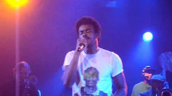 Seu Jorge - Dois Beijinhos Seu Jorge - Dois Beijinhos